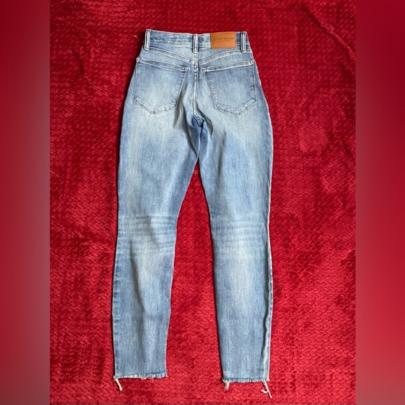 LUCKY BRAND Bridgette high rise lantern dark wash exposed button skinny jeans 4 - Picture 2 of 12